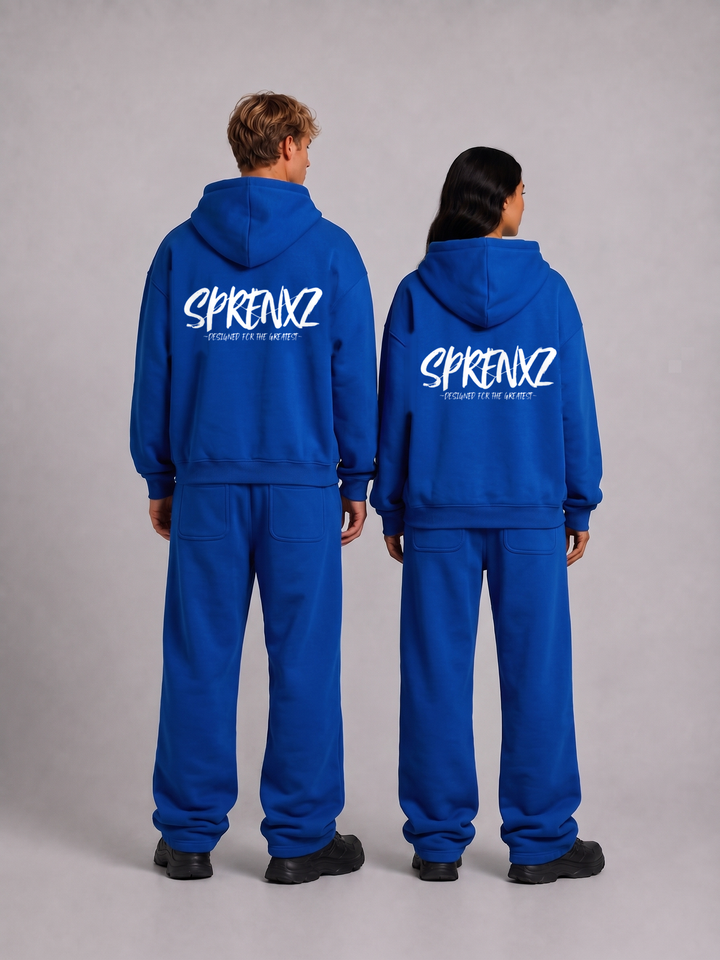 Blauw/wit oversized tracksuit gedragen door modellen - achterkant