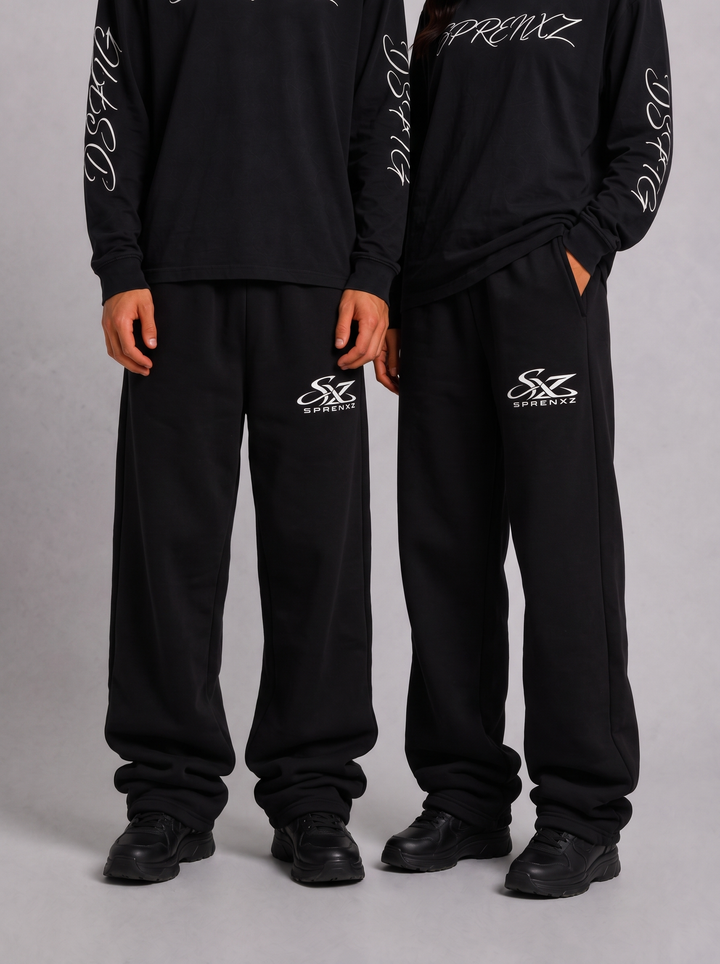 Sprenxz Collective zwart/wit jogger gedragen - voorkant